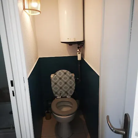 Maisonnette 4 Pers Rez De Jardin Avec Terrasse * Agde