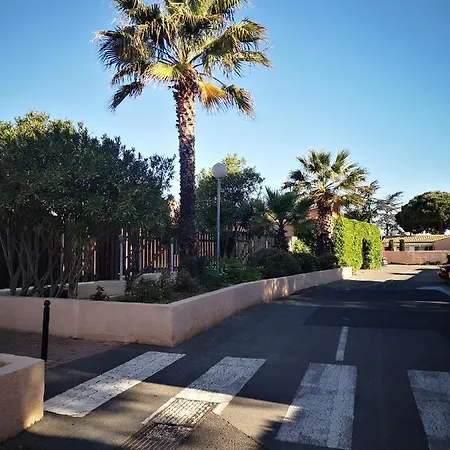 Maisonnette 6 Pers Rez De Jardin Avec Terrasse *